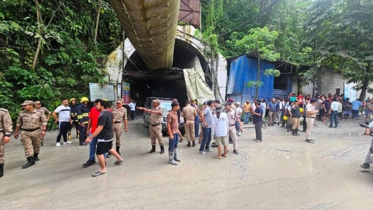 सिक्किम में निर्माणाधीन टनल धंसने से 7 मजदूरों की मौत, कई लोगों के फंसे होने की आशंका